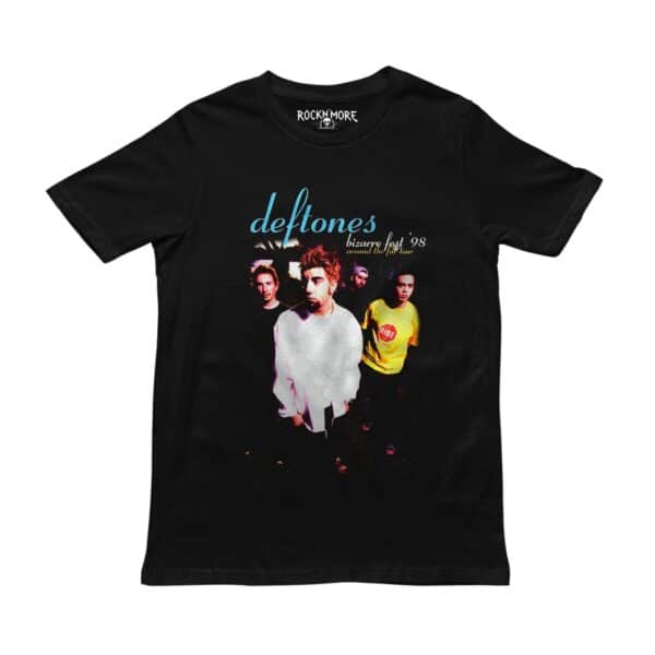Playera negra con diseño de Deftones Bizarre Fest 98 y foto de la banda en halftone