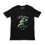 Playera negra con ilustración de serpiente enroscada y el logo de Deftones Private Music