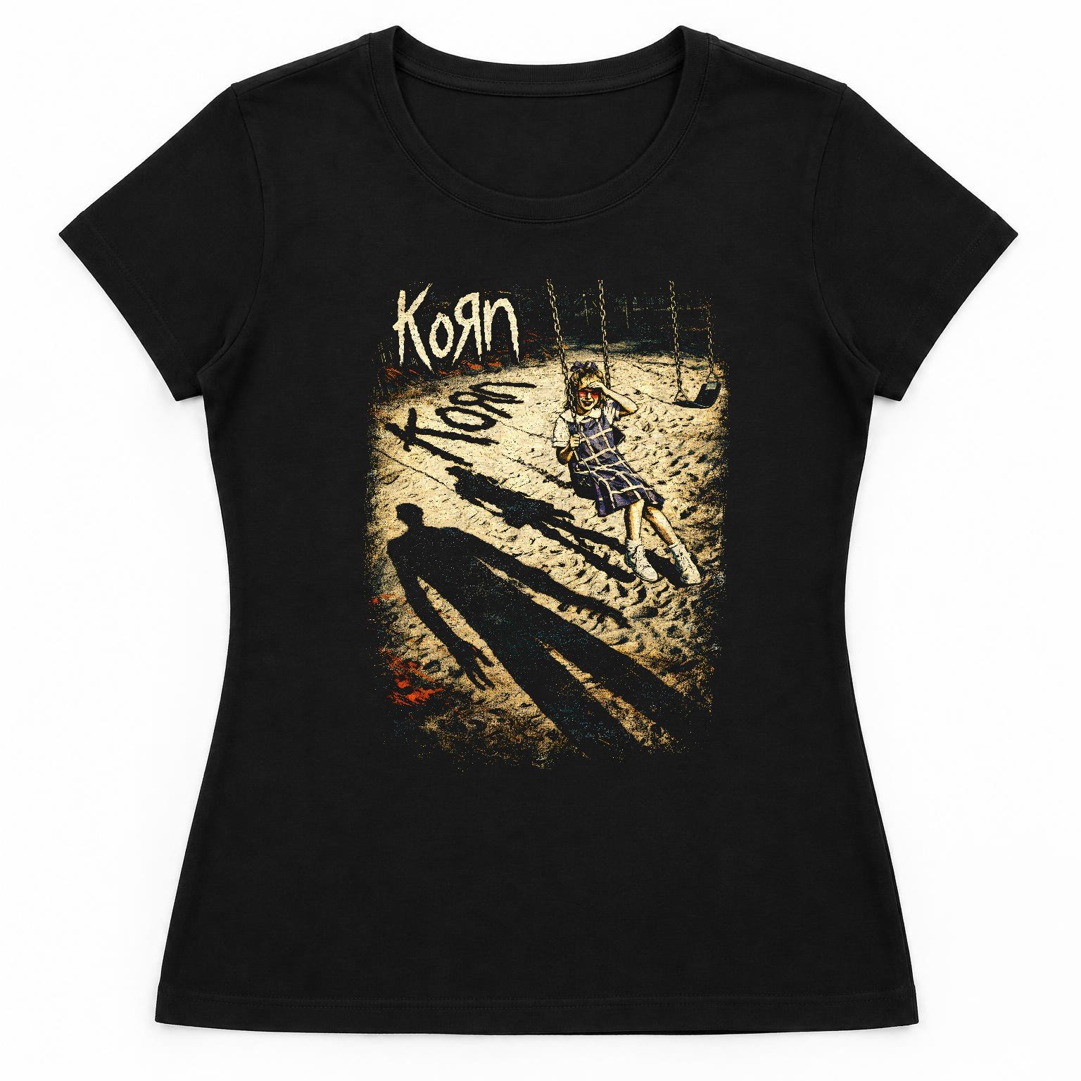 Playera negra corte dama con la portada del primer álbum de Korn estampada al frente
