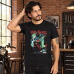Modelo con playera negra de 1 en taller de ladrillo