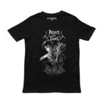 Playera negra con diseño de Attack on Titan: Eren con espada y tipografía gótica en blanco