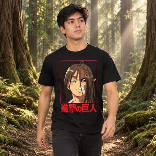 Modelo con playera negra de 12 en bosque de árboles gigantes modelo 1