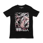 Playera negra con estampado de Attack on Titan, titán rugiendo y kanji en rojo y blanco